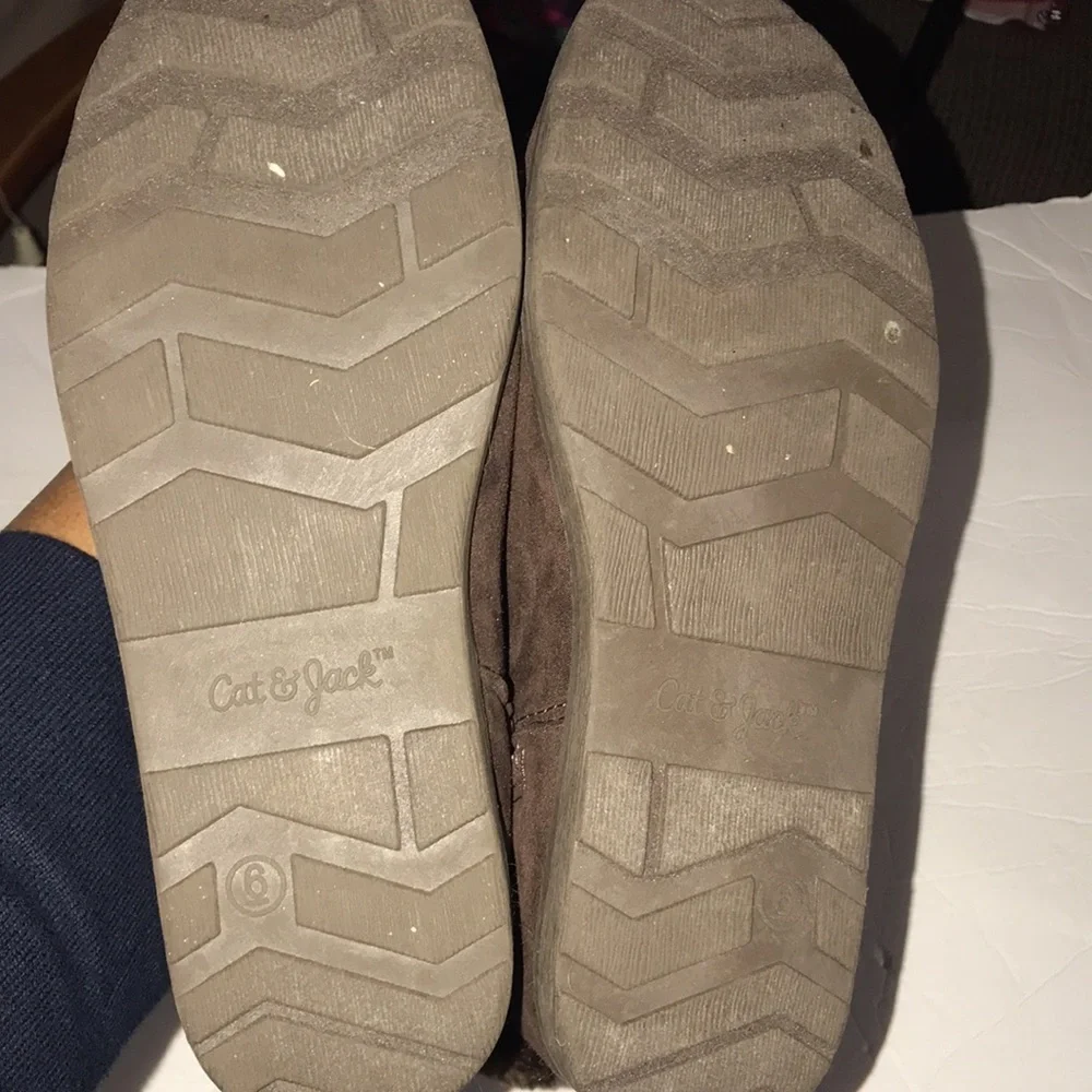 Girl’s Cat & Jack “Suede” Fur Boots